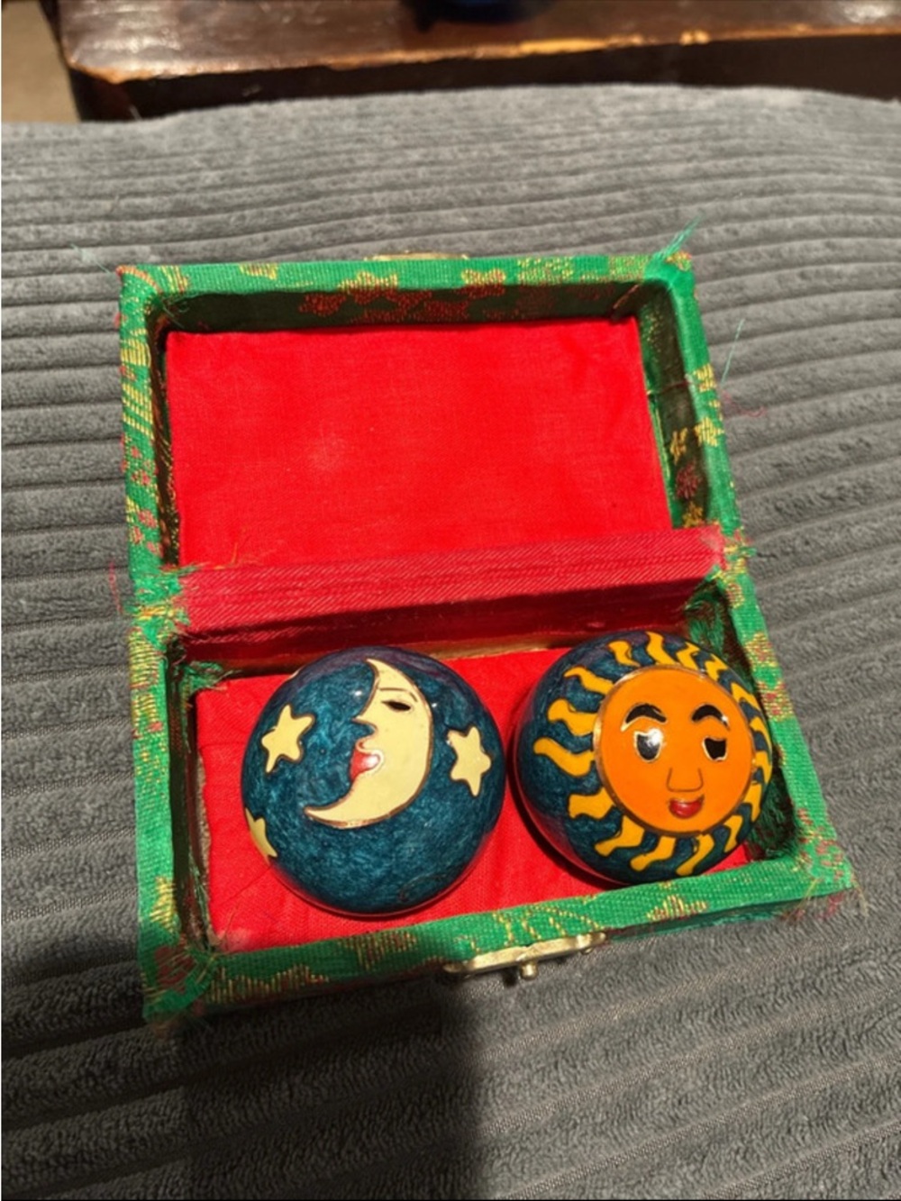 Sun and Moon baoding balls